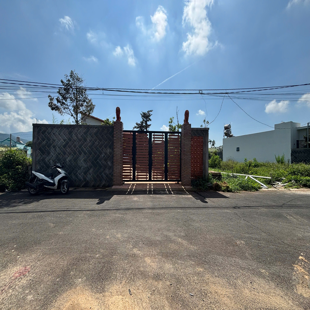 Đất Đức Trọng 300m², 96m² thổ cư, giá 3,15 tỷ