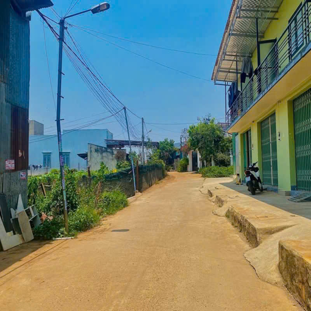 Đất Liên Nghĩa 99m² có kho, thổ cư 72m², giá 2,2 tỷ