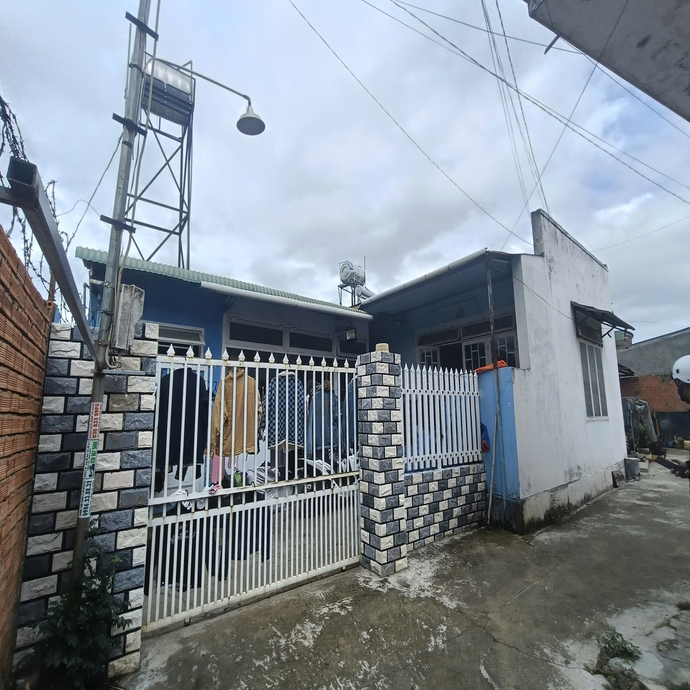 Đất nền Nguyễn Bá Ngọc 138m² có nhà cấp 4